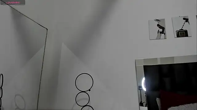 Isabella Moon9 online show from July 12, 2026, 11:11 am