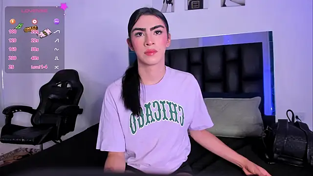 Isabella Moon9 online show from June 26, 2026, 11:38 am