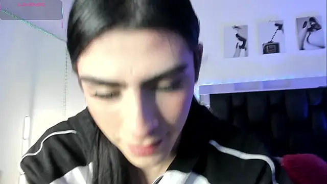 Isabella Moon9 online show from July 23, 2026, 11:51 am