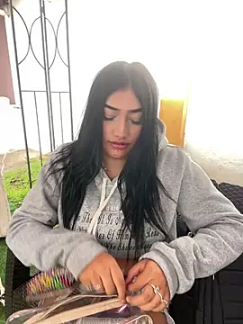 Georgia Pink online show from February 4, 2026, 7:42 pm