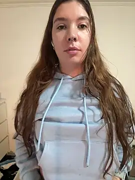 ineesdelrey online show from February 1, 2026, 2:15 pm