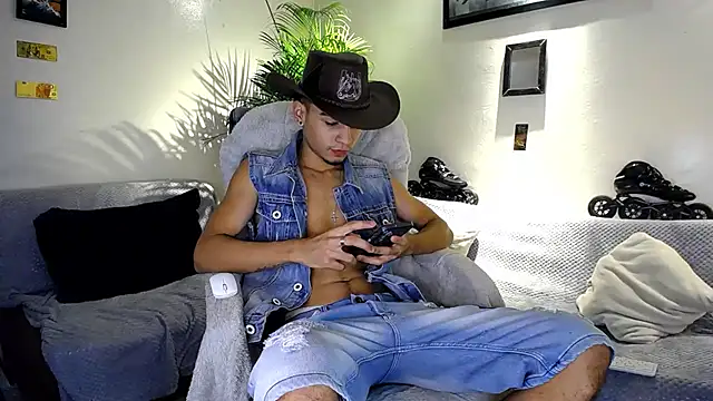 tiancam online show from June 21, 2026, 12:49 am