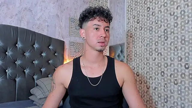 iam logan online show from February 11, 2026, 4:34 am