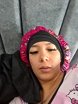 alaia princess online show from April 24, 2026, 7:43 am