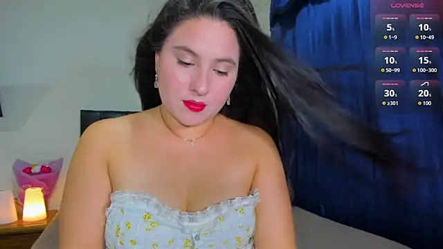 Alessandra 01 online show from July 24, 2026, 3:46 am
