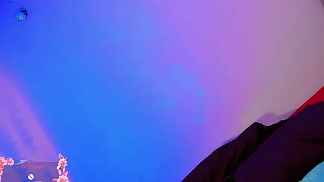 zoe rous2 online show from March 19, 2026, 1:44 pm