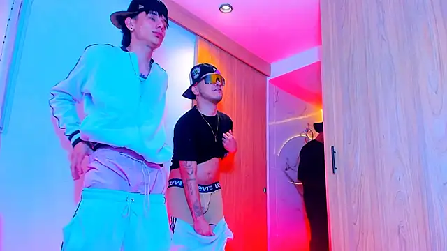 TheBatMansion online show from February 3, 2026, 2:32 am