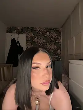 Snapshot of leannabbyy chatting on March 25, 2026, 8:19 pm leannabbyy online show from March 25, 2026, 8:19 pm