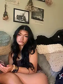 ellianajean online show from March 14, 2026, 8:48 pm