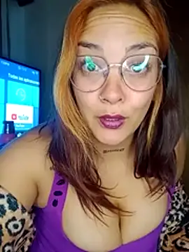 kuramaqueen online show from July 6, 2026, 3:57 am