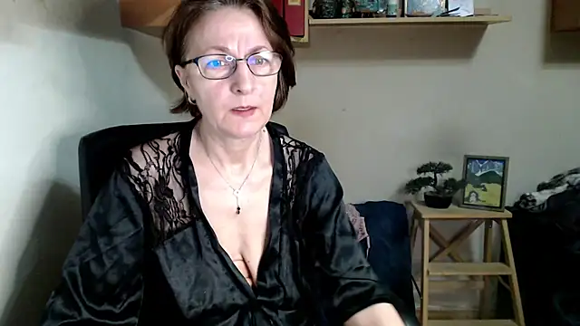 Snapshot of katemodel chatting on July 7, 2026, 5:43 am katemodel online show from July 7, 2026, 5:43 am