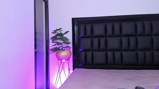 Snapshot of mia_roosee1 chatting on March 13, 2026, 4:17 am mia roosee1 online show from March 13, 2026, 4:17 am