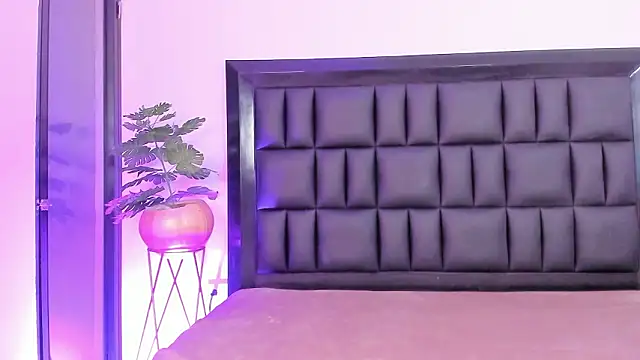 Snapshot of mia_roosee1 chatting on March 24, 2026, 5:18 am mia roosee1 online show from March 24, 2026, 5:18 am