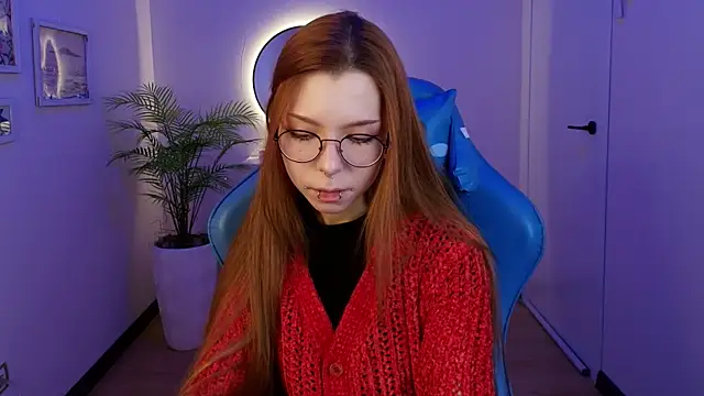 Snapshot of PinkAn8el chatting on February 9, 2026, 3:15 am PinkAn8el online show from February 9, 2026, 3:15 am