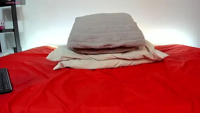 milo cruz  online show from March 14, 2026, 11:38 am