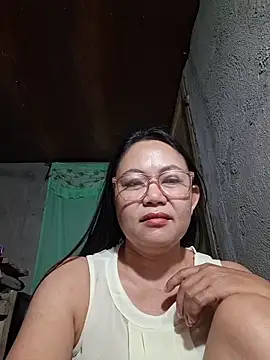 hotpinay 45 online show from April 25, 2026, 7:33 pm