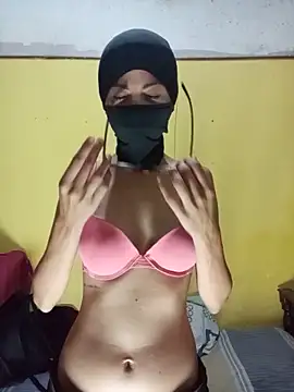 Lilijms97  online show from June 19, 2026, 3:45 am