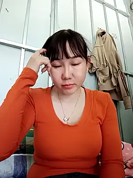 Ana-love2026 online show from May 6, 2026, 12:58 am