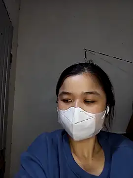 Snapshot of Daisy-lusia2026 chatting on March 12, 2026, 1:15 pm Daisy-lusia2026 online show from March 12, 2026, 1:15 pm