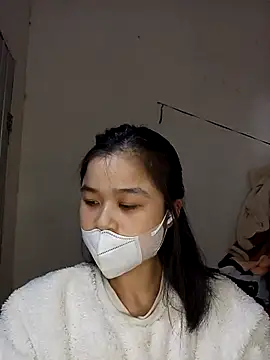 Snapshot of Daisy-lusia2026 chatting on April 2, 2026, 2:35 pm Daisy-lusia2026 online show from April 2, 2026, 2:35 pm