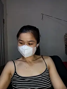 Snapshot of Daisy-lusia2026 chatting on April 30, 2026, 2:13 pm Daisy-lusia2026 online show from April 30, 2026, 2:13 pm