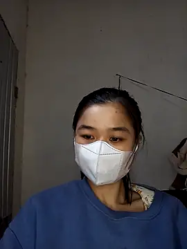 Snapshot of Daisy-lusia2026 chatting on April 21, 2026, 10:49 pm Daisy-lusia2026 online show from April 21, 2026, 10:49 pm