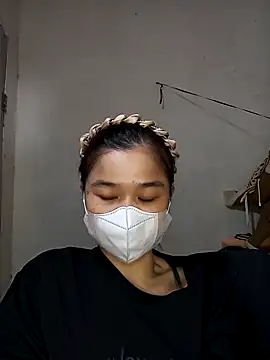 Snapshot of Daisy-lusia2026 chatting on March 22, 2026, 10:28 am Daisy-lusia2026 online show from March 22, 2026, 10:28 am