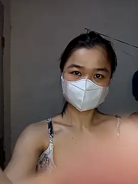 Snapshot of Daisy-lusia2026 chatting on April 18, 2026, 11:16 pm Daisy-lusia2026 online show from April 18, 2026, 11:16 pm