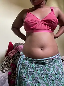 Snapshot of exoticshruti chatting on May 18, 2026, 6:18 am exoticshruti online show from May 18, 2026, 6:18 am