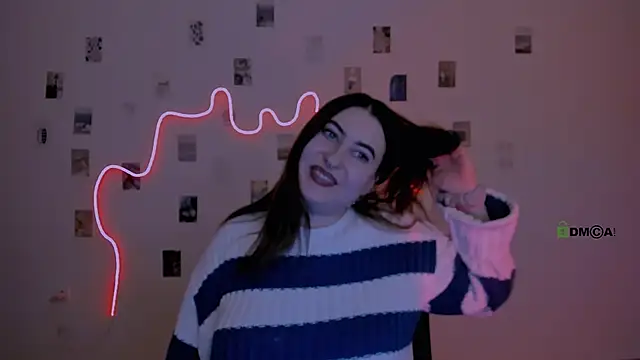 aiva velvet online show from February 6, 2026, 11:34 pm