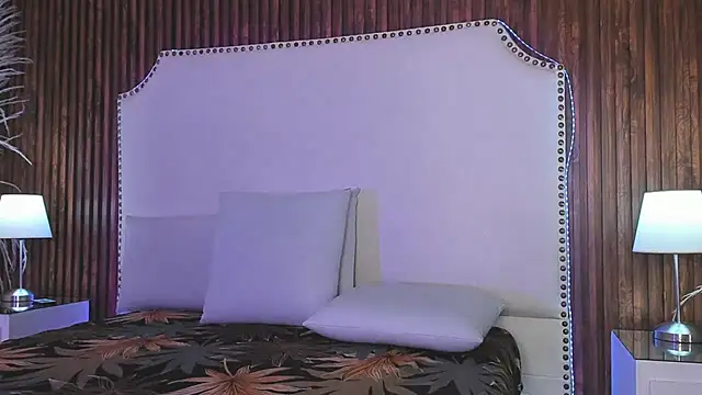  Cherry fox online show from July 1, 2026, 12:05 pm