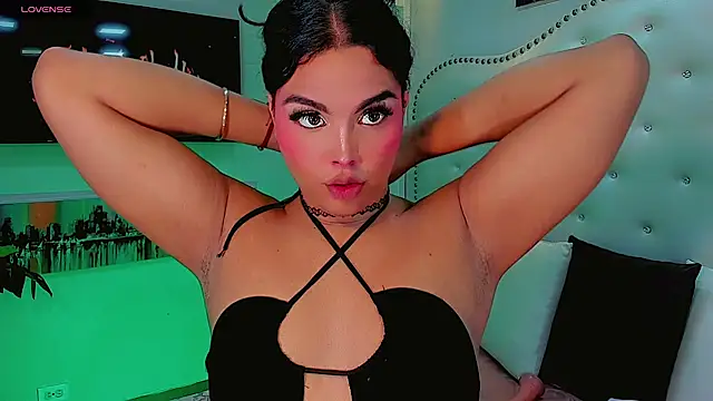 Maia Hotts online show from August 3, 2026, 7:53 pm