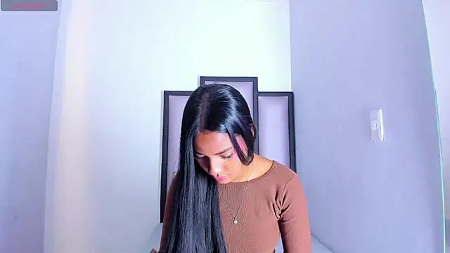AyshelDoll1 online show from May 7, 2026, 11:46 am
