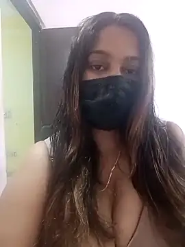 Aliya Hott online show from April 19, 2026, 6:14 am