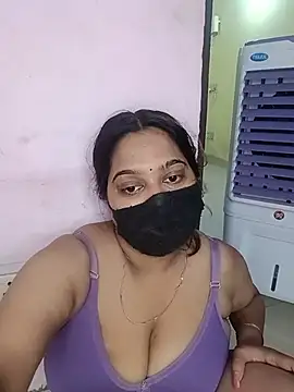 Aliya Hott online show from May 11, 2026, 5:20 am