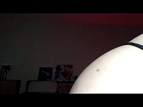 Kira Chain online show from February 3, 2026, 1:16 am