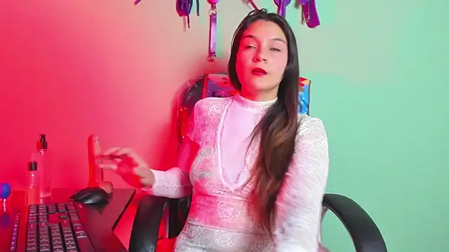 hazz smith  online show from February 12, 2026, 5:56 pm