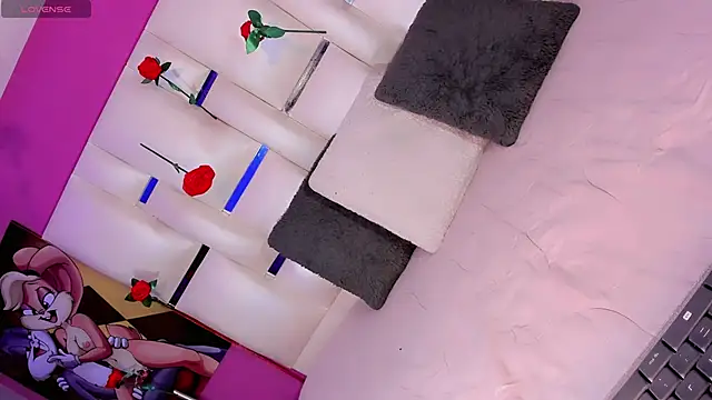 EmmaSweet23 online show from February 25, 2026, 4:12 am