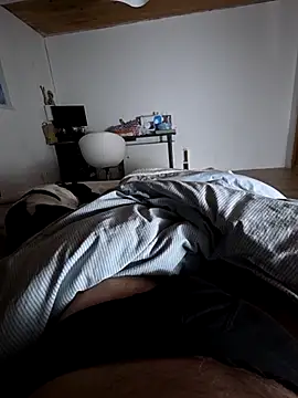 bobypop77 online show from March 5, 2026, 11:32 pm