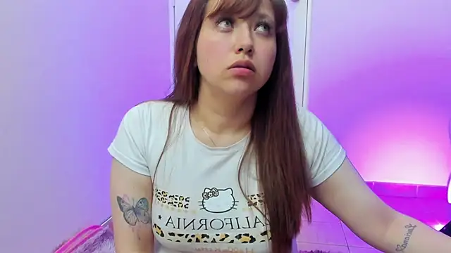 Snapshot of Orianaa_madisoon chatting on March 31, 2026, 2:35 am Orianaa madisoon online show from March 31, 2026, 2:35 am