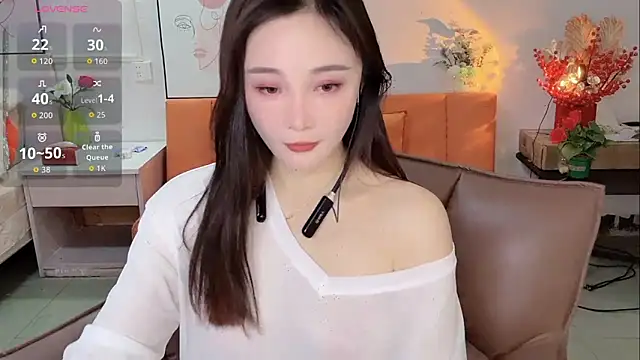 Lisa-295188 online show from February 4, 2026, 7:14 am