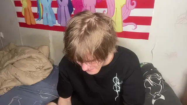 Snapshot of Jeycob_ice chatting on April 5, 2026, 8:26 pm Jeycob ice online show from April 5, 2026, 8:26 pm