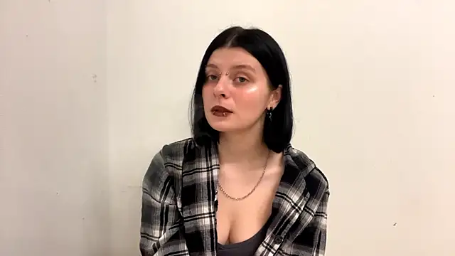 MisAlise online show from February 7, 2026, 8:06 pm