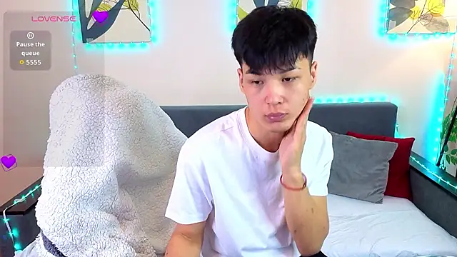 XanneLL online show from March 7, 2026, 6:46 pm