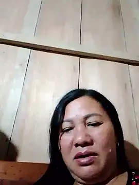 Snapshot of Cold-girlr12 chatting on May 30, 2026, 1:28 pm Cold-girlr12 online show from May 30, 2026, 1:28 pm