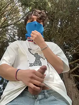 leoooooo88888 online show from March 24, 2026, 11:10 am