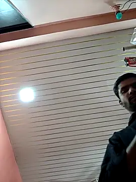 Darkintrovert online show from February 1, 2026, 9:18 am