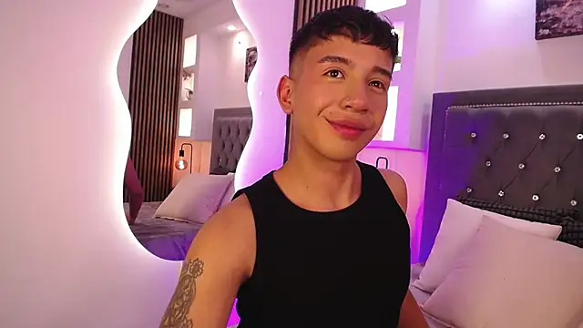 Snapshot of Fancy_Vixen chatting on March 16, 2026, 3:58 am Fancy Vixen online show from March 16, 2026, 3:58 am