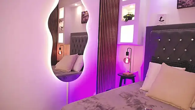 Snapshot of Fancy_Vixen chatting on March 8, 2026, 3:43 am Fancy Vixen online show from March 8, 2026, 3:43 am