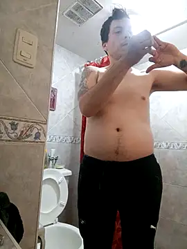 Gochitos69 online show from February 1, 2026, 7:12 pm